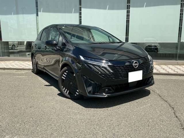 ノートオーラ 1.2 G FOUR レザーエディション 4WD