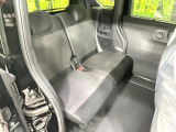 高品質なオリジナルフロアマットもオプションにてご用意しております。お好きなデザインやカラーをお車に合わせて選んでいただくことができます♪