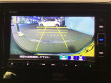バックモニター付きで、車庫入れやバック時の後方確認をサポート。