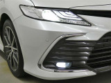 LEDヘッドライトです。デザイン性がよくとても明るいので、夜間の走行や悪天候でも安心です。しかも長寿命!