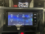 社外7インチナビ(AVN-R10W)装備。