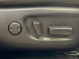 【パワーシート】スイッチ一つで簡単にシートの微調整が可能!電動だから力もいりません!快適なシートポジションにセットして、快適なドライブをお楽しみください。