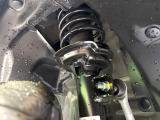 お車を安心してお乗りいただく為には、足回りの定期点検が欠かせません。サービスサポート(有償保証)では無料点検もご提供しており、安心のカーライフをお過ごしいただけるサポート体制が整っています。