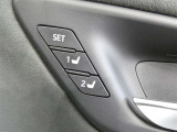運転席のシートポジションを記憶・再現できるメモリー機能を搭載しています。