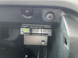ETC車載器はグローブボックス内に配備されています。