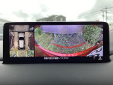 狭い場所での駐車やすれ違いなどでより的確な運転操作に役立つ360&deg;ビューモニターが装備されています。