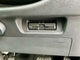 運転席の右下にETCがビルトインされています。高速道路では便利ですね!