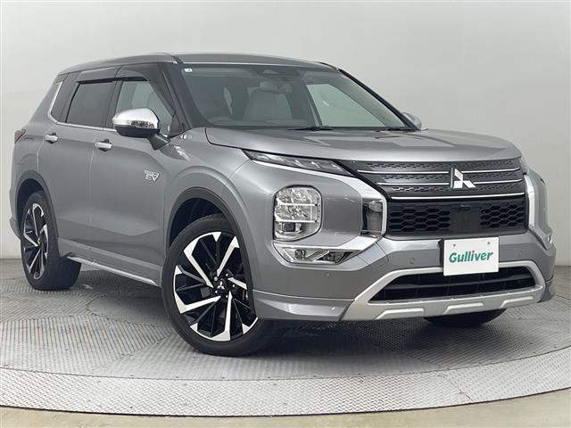 アウトランダー PHEV 2.4 P 4WD 本革シート