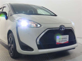 高輝度で点灯速度が速く、しかも消費電力の少ないLEDヘッドライトが装備されています!LEDの明るい光が走行中の視界の確保をサポートして、夜のドライブがより楽しく安全に運転できます♪