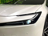 【LEDヘッドライト】悪天候や夜間走行時も良好な視界を確保し安心して運転できる高輝度LEDヘッドライトを装備!点灯速度が早く、消費電力も抑えられています。