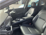 運転席&助手席☆ブラック系の内装色ですので汚れが目立ちにくいです☆
