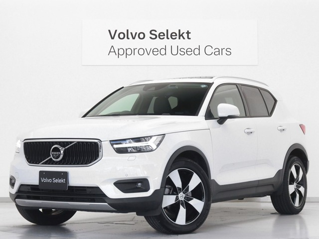 XC40 T4 モメンタム