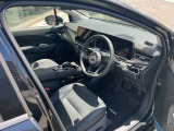 運転席周りはすっきりとしていて運転がしやすいです。