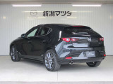 車両本体価格に点検整備費用が含まれています。当社基準および保安基準に合わせ、要交換、修理と判断された部品は当社負担にて整備させていただきます。追加整備費用はかかりませんのでご安心ください。