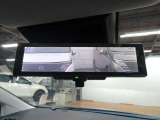スマートルームミラー★車両後方のカメラ映像をミラー面に移して、いつでもクリアな後方視界を確保します♪