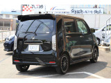 N-WGNは安心感のある運転をサポートする先進機能をいち早く採用し、Hondaの安全への強い想いをカタチにしています。