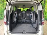 普段のお買い物や通勤、送迎等に十分な荷室スペースを確保しております。セカンドシートを倒すと、大きな荷物の積載も可能です♪