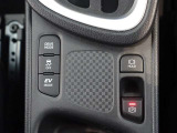 オートホールドは、ブレーキペダルから足を離しても車を停止状態に保つ機能で、運転の負担を軽減してくれますよ♪