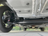 お車を安心してお乗りいただく為には、足回りの定期点検が欠かせません。サービスサポート(有償保証)では無料点検もご提供しており、安心のカーライフをお過ごしいただけるサポート体制が整っています。