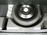 【応急用タイヤ】応急用タイヤが付属します。こちらもしっかりと点検してお渡しいたします。