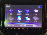 ドライブの必需品。見やすい・使いやすいメモリーナビを搭載。