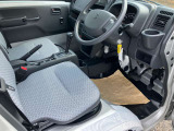 数ある車両の中から当社の展示車をご覧になって頂き誠にありがとうございます♪