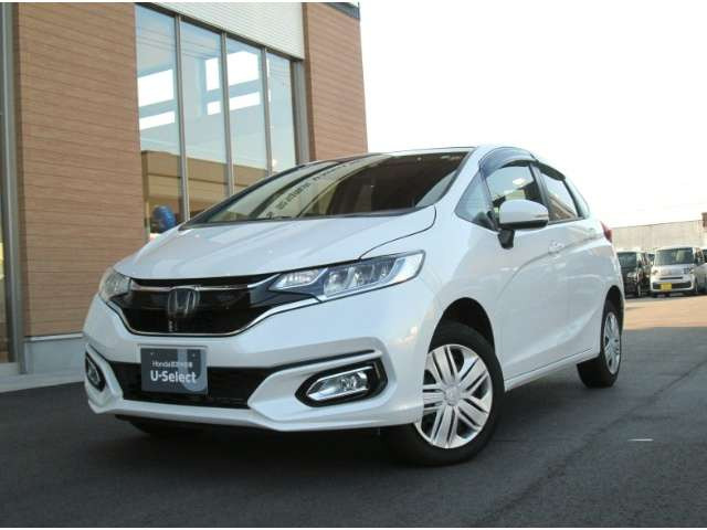 フィット 1.3 13G L ホンダセンシング 4WD 