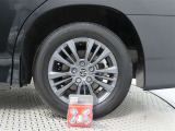 中古車の販売は原則として実車を見てからとさせて頂いております。是非見に来てください!