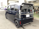 視界の良さと取り回しの良さで、たまに運転する奥様にも安心♪