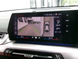 高画質の全周囲カメラが付いております。コーナーセンサーと併せてご利用いただくと駐車も楽々