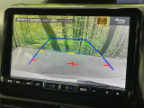 【バックカメラ】駐車時に後方がリアルタイム映像で確認できます。大型商業施設や立体駐車場での駐車時や、夜間のバック時に大活躍!運転スキルに関わらず、今や必須となった装備のひとつです!