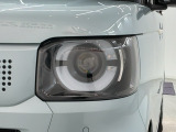 LEDヘッドライトは、点灯の瞬間から最大光量を発揮し、突然暗くなるトンネルなどでの安定感を高めます。
