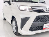 明るいライトが夜道を明るく照らしてくれます。 運転する上で、道路状況をいかに早く認識できるか重要なポイントです。 白色光が暗い道も明るく照らしてくれますよ。