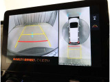 バックガイドモニターで、後方を確認しながら安心して駐車することができます。運転初心者も熟練者も必須の機能ですよ!