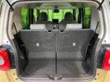 普段のお買い物や通勤、送迎等に十分な荷室スペースを確保しております。セカンドシートを倒すと、大きな荷物の積載も可能です♪