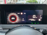 シンプルで見やすいスピードメーターです。