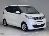 【車両状態証明書】査定協会公認のプロの検査員が公平かつ確かな基準で検査を実施。車両評価をもとに、安心しておクルマをお選びいただけます。