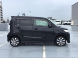 ご遠方のお客様には専門業者を介した陸送納車サービスがございます【※有料】。 お住まい・お届けご希望ご希望の地域をご連絡頂ければ輸送費用のお見積りと輸送期間の目安をご案内させていただきます。