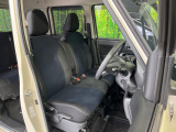 運転席シート廻りは使用感も少なく、良好な状態となっています。丁寧に使われていたことがよくわかりますね。