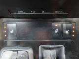 ステアリングヒーター・シートヒーター付き。寒い冬の運転も快適です。
