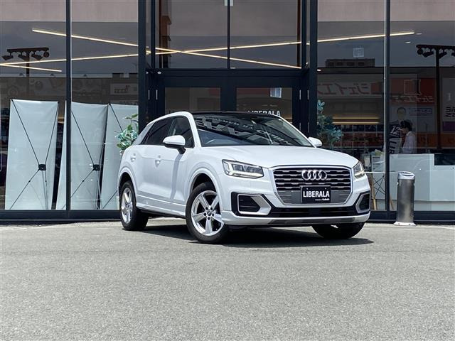Q2 1.0 TFSI スポーツ サンルーフ 修復歴無し
