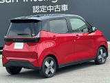 スパークリングレッドとブラックのボディカラーはスタイリッシュなデザインはカッコイイですよ。