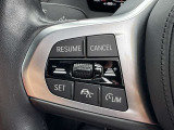 アクティブクルーズコントロール装備です。設定速度をキープしつつ、車間距離を優先し安全走行を可能と致します。長距離ドライブにマストな装備です。