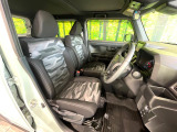 運転席シート廻りは使用感も少なく、良好な状態となっています。丁寧に使われていたことがよくわかりますね。