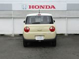 当店では自動車保険も取り扱っております。Hondaディーラーならではの安心特典が無料で付いています。詳しいご相談はスタッフまでお問合せください。