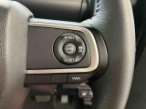 【アダプティブクルーズコントロール】 走行中に先行車の様子を検知しながら、設定した速度の範囲内で先行車との距離のキープを支援!疲れにくく、長距離運転中の渋滞なども快適に運転できます。