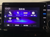 ナビ機能だけではありません。お持ちのスマートフォンと連携して、ナビやBluetoothでの音楽再生が可能です。デザインはもちろん、操作性も良好です。