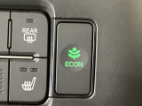 ★ECONスイッチ★ エコドライブを加速しよう!スイッチをONにすると、運転の仕方によるロスを抑え込み燃費をよくするようクルマが頑張ります(*^ー^*)燃費向上にチャレンジ♪