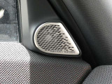 アメリカのオーディオブランドであるharman/kardon製スピーカーシステム搭載!