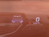 ◆HUD(ヘッドアップディスプレイ)◆運転席前方のフロントガラスに速度情報や運転をアシストする情報などを表示!視線を落とさずに速度を確認できるので、よそ見による事故を減らしてくれます!